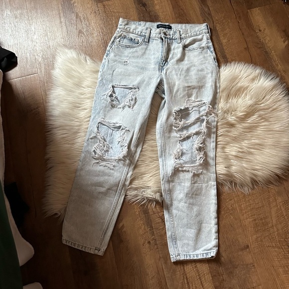 AEROPOSTALE High Rise Mom Jeans - Picture 4 of 7